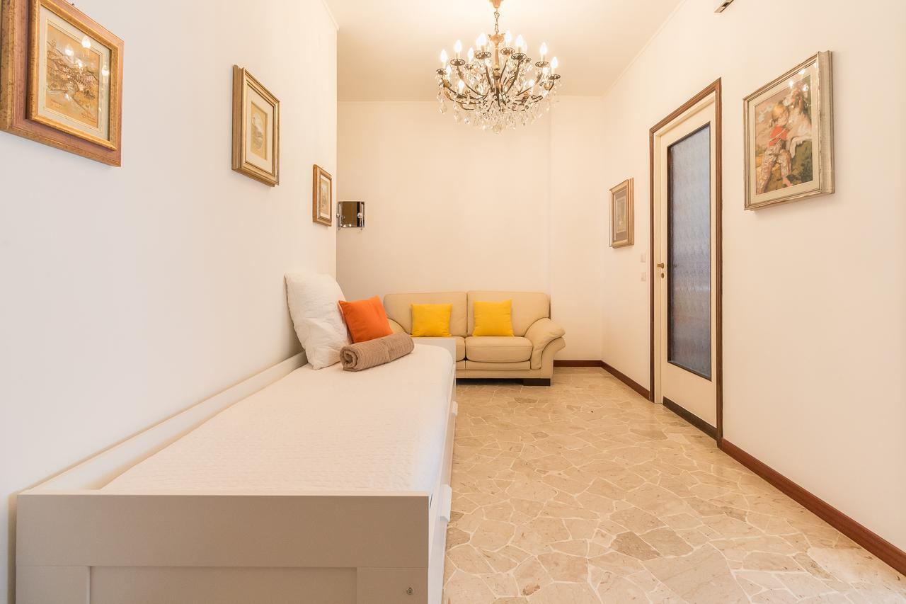 Apartament Alessia'S Flat- Sondrio M3 Mediolan Zewnętrze zdjęcie